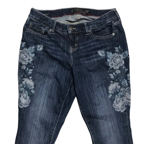 Torrid floral embroidered skinny Jeans 12R - Picture 4 of 9